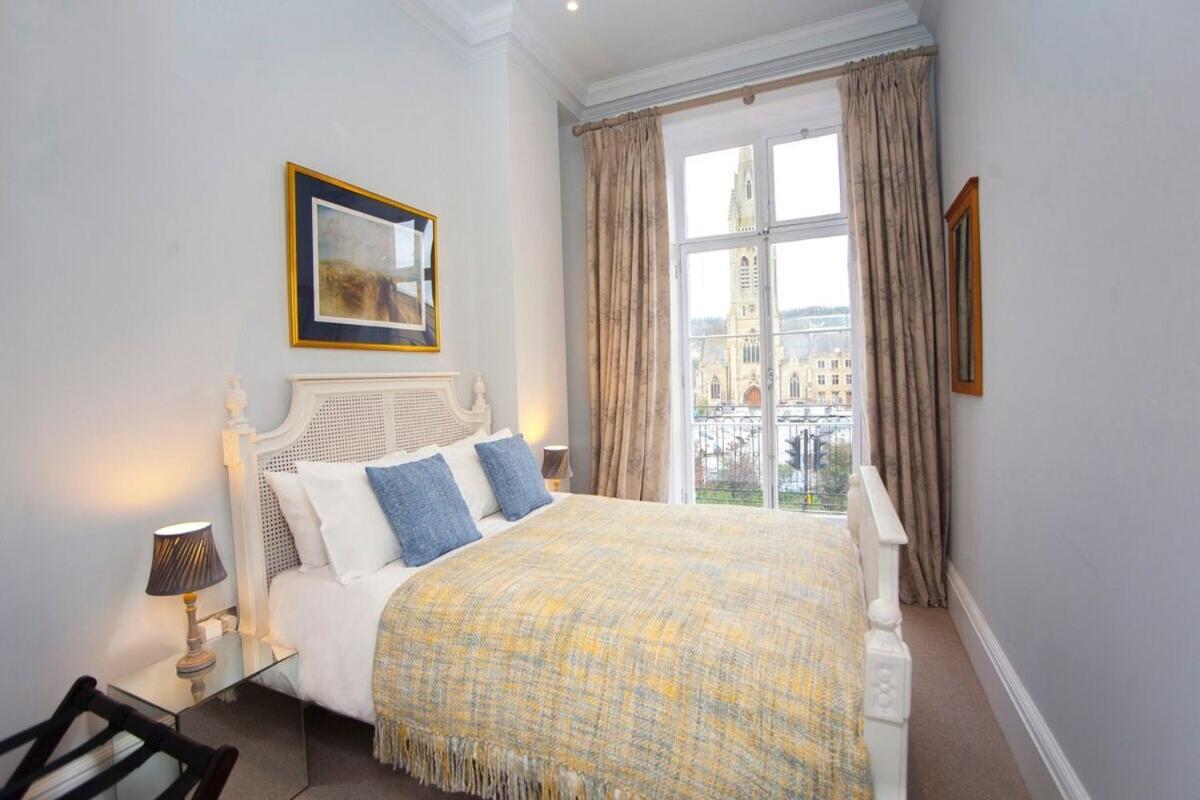 Stylish City Centre Apartment - Bath Exterior foto